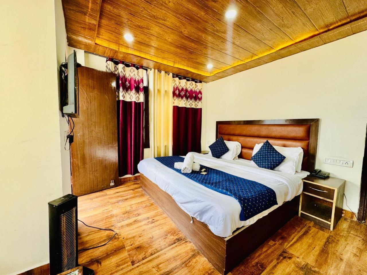 The Royal View Cottage Manāli Exteriör bild