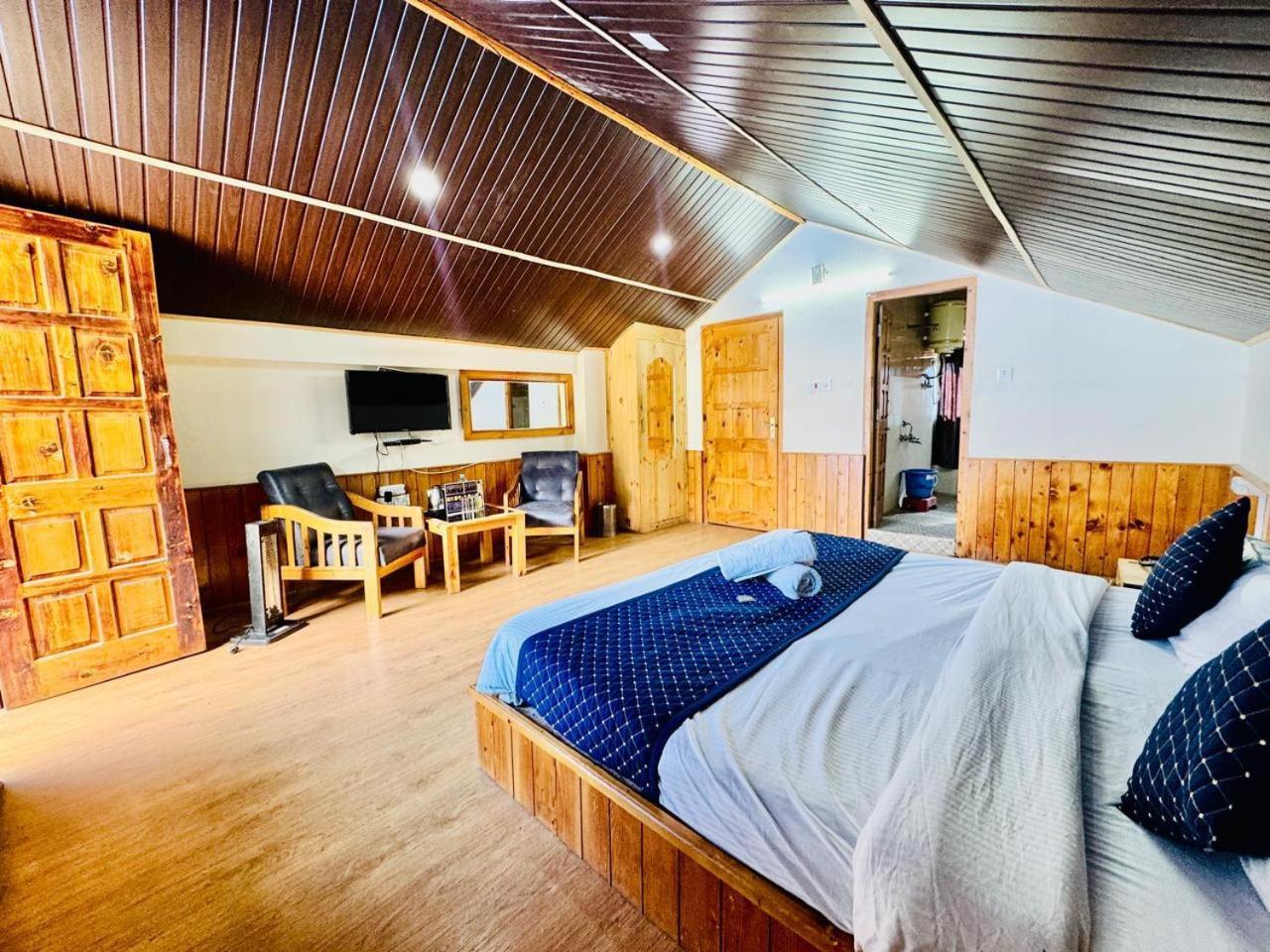 The Royal View Cottage Manāli Exteriör bild
