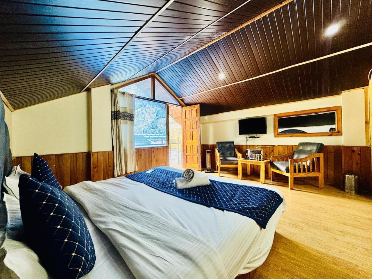 The Royal View Cottage Manāli Exteriör bild